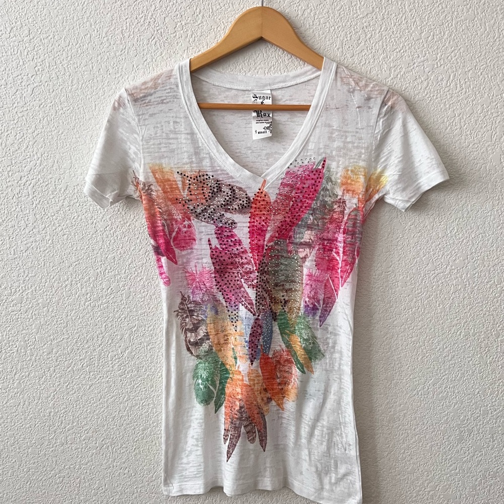 Sugar & Rox Small Feathered Multi Color Short Sleeve Studded Jeweled Shirt